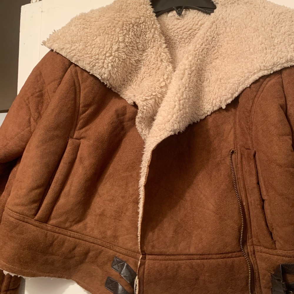 Crop shearling jacket